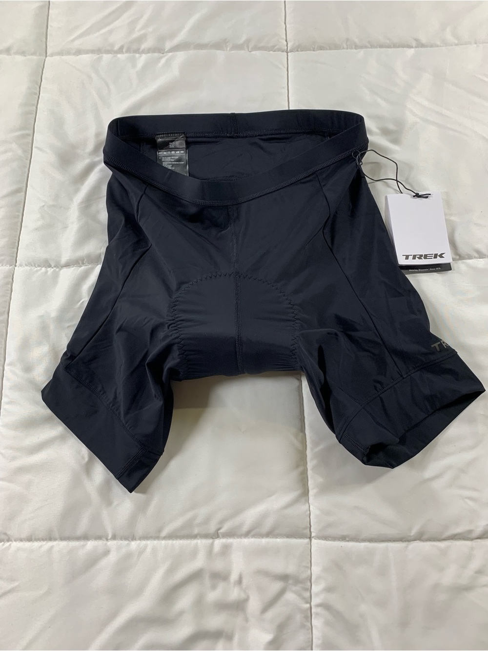 New with tags TREK shorts mens size M